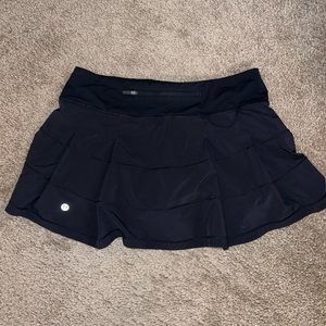 Black lulu tennis skirt - size 6 perfect condition
